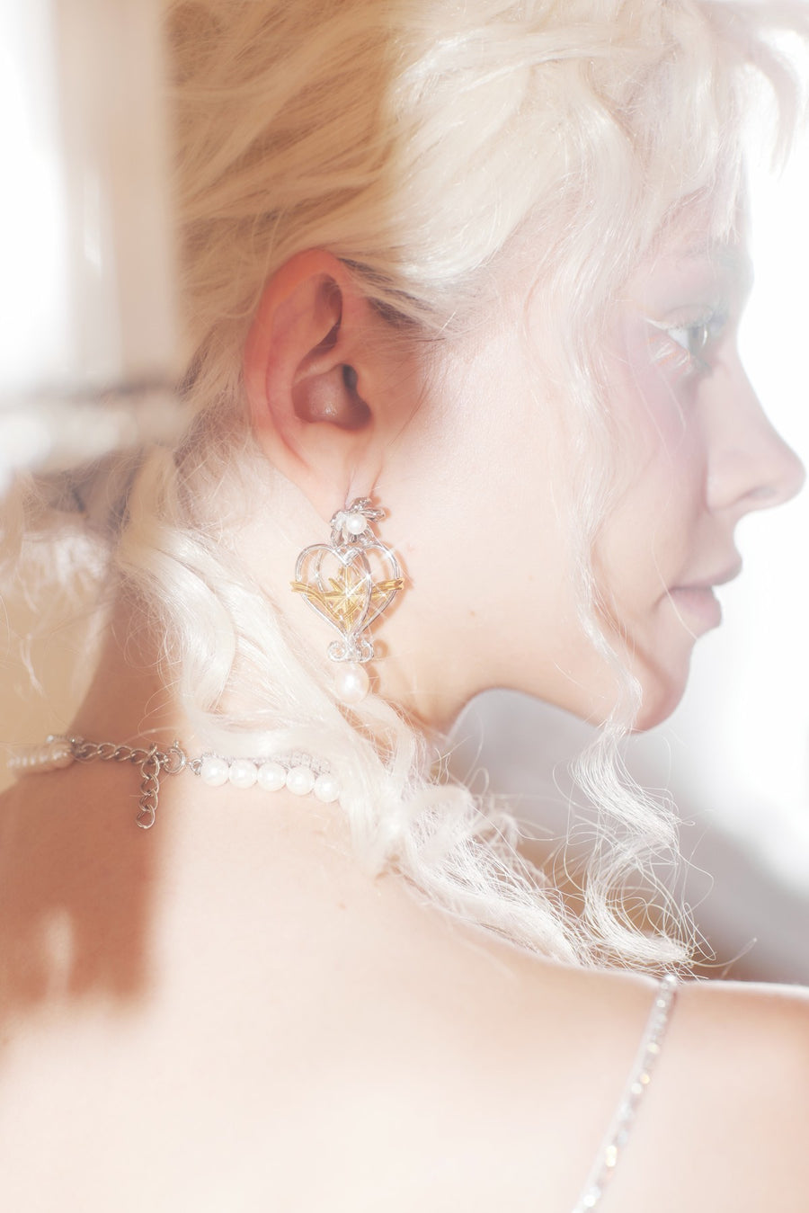 Singer in the Stars earrings